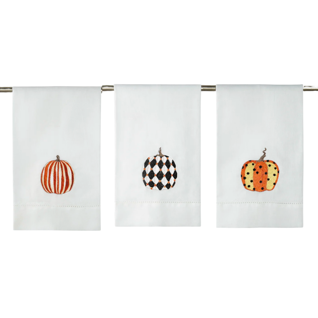 Painted Pumpkins Guest Towel