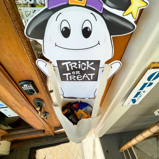 Trick or Treat Ghost Door Hanger